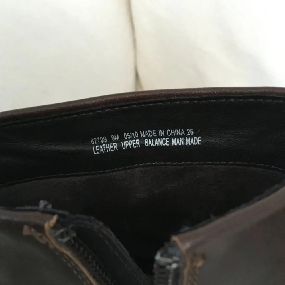 Clarks Active Air Artisan Leather Zipper Boots - Picture 6 of 8